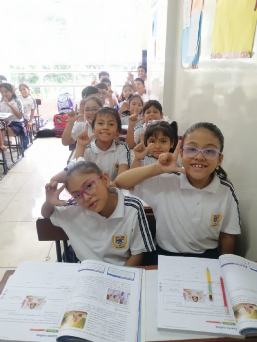 El colegio Milagrosa Nuestra Señora del Carmen en Lima (Perú) Solidario con el 