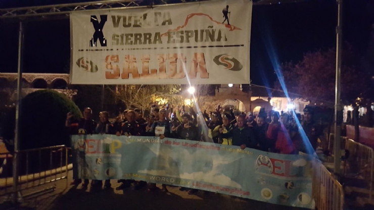 El Club Senderista Totana da visibilidad al Día Mundial de las Lipodistrofias en su X Vuelta a Sierra Espuña