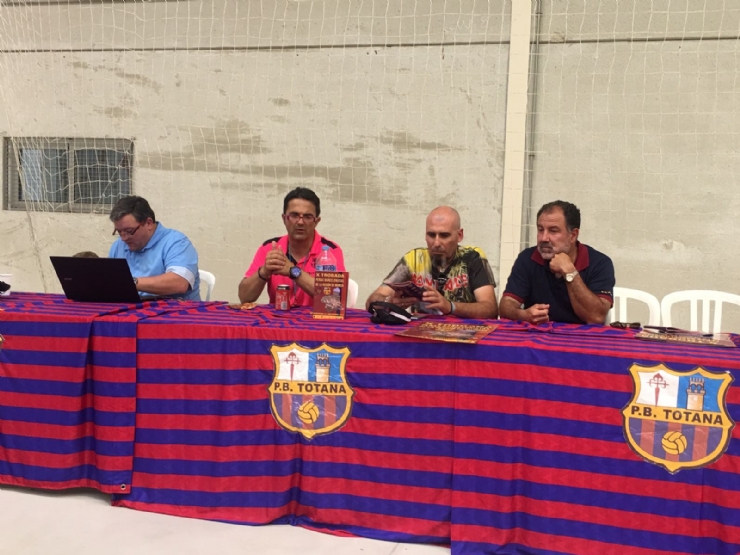 La X Trobada de Peñas Barcelonistas de la Región de Murcia, que tendrá lugar en septiembre en Macisvenda, será solidaria con las asociaciones AELIP y D´Genes