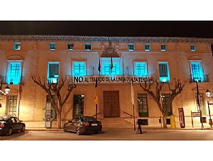 El Ayuntamiento de Totana se iluminará mañana por la noche de color azul turquesa como respaldo al Día Mundial de las Lipodistrofias