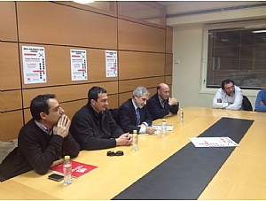 AELIP participó ayer, junto a otras asociaciones de FEDER Región de Murcia en una reunión con Gaspar Llamazares, portavoz de Izquierda Unida, en la que pudieron transmitirle de primera mano sus necesidades.