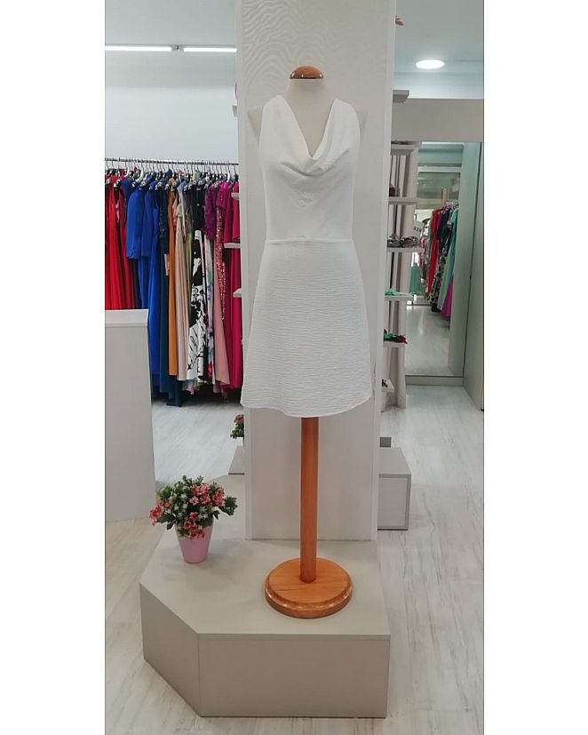 Producto: VESTIDO VOYELLES EN BLANCO 