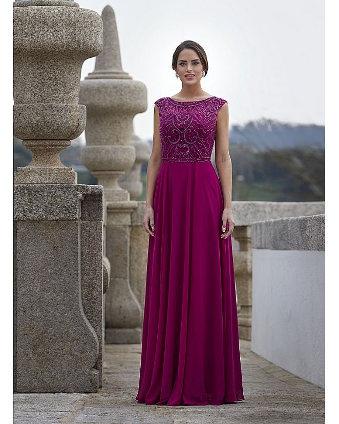 Producto: VESTIDO DE FIESTA LARGO PEDRERÍA 