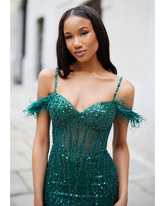 Vestido pedrería verde esmeralda - Foto 1