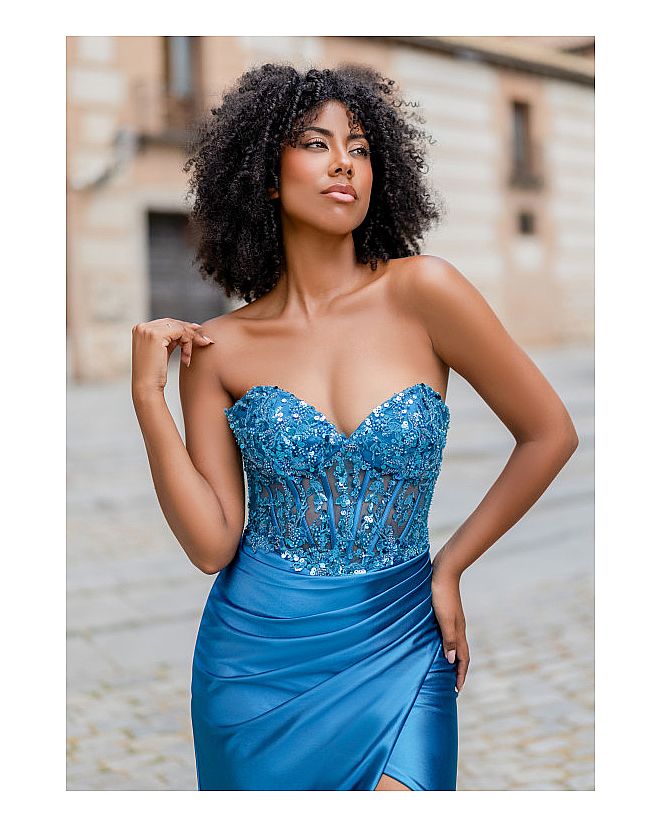 Vestido de pedrería azul océano - Foto 1