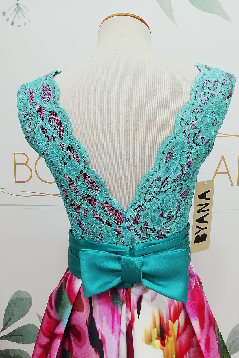 Vestido BYANA ALEGRÍA, falda mikado con cuerpo encaje turquesa fondo frambuesa - Foto 3 Vestido BYANA ALEGRÍA, falda mikado con cuerpo encaje turquesa fondo frambuesa - Foto 3