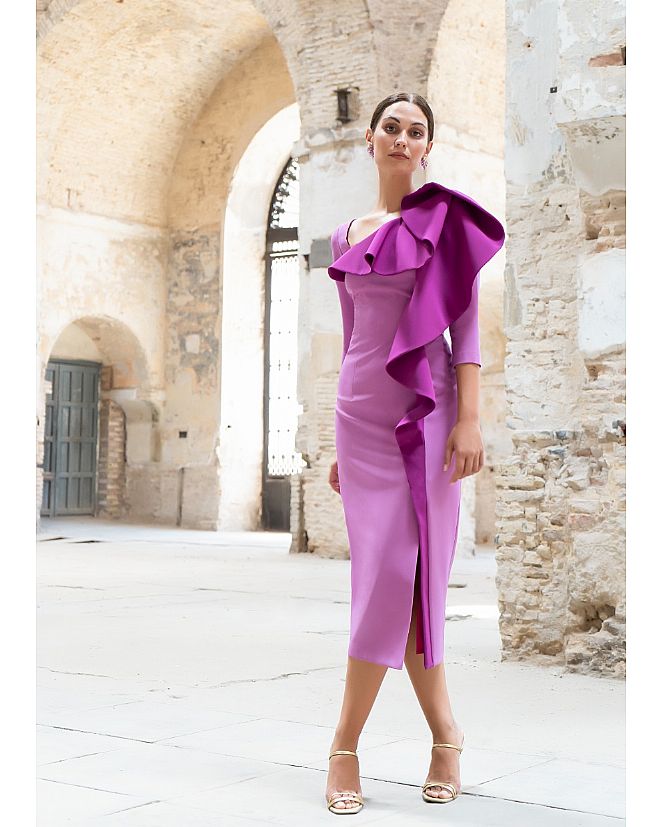 Producto: Vestido corto de ceremonia rosa con volante