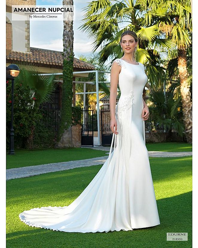 Producto: Vestido de novia con flecos modelo Edurne