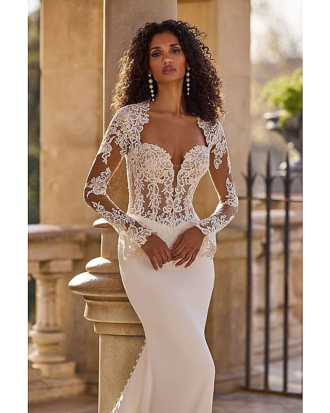 Producto: VESTIDO CUPERPO TUL BORDADO SIRENA MORILEE