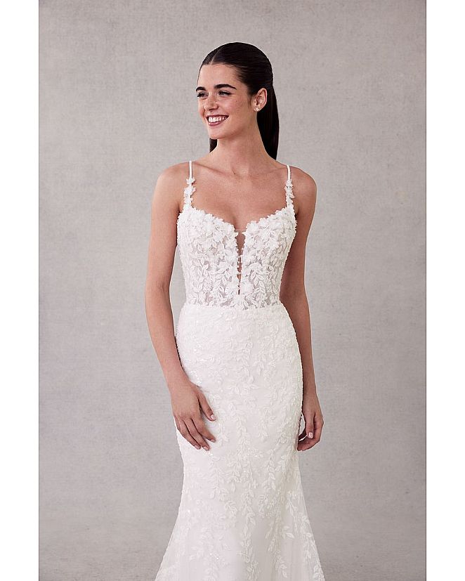 VESTIDO CORTE SIRENA CON SOBREFALDA DE TUL - Foto 2