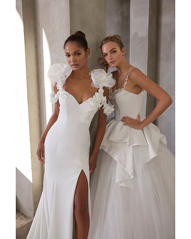 Producto: VESTIDO SIRENA CON ADORNOS FLORALES