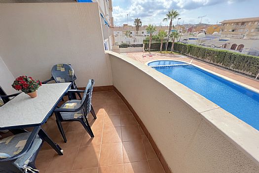 Apartamento amueblado con Piscina cominitaria - Foto 5