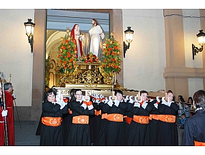 Contratos de la Agrupación del Ósculo para la Despedida de Jesús. Proyecto de Divulgación del Patrimonio Documental de la Cofradía
