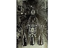 Divulgación Patrimonio Documental de la Cofradía. Fotografías de Juan Sáez de la procesión de Miércoles Santo. Publicadas en Cartagena y sus procesiones de Semana Santa. 1944 - Foto 6