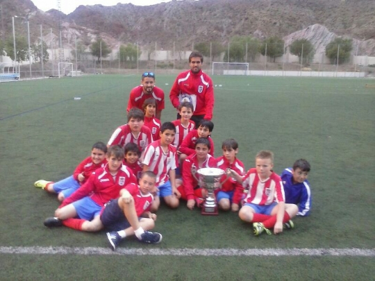 Enhorabuena a los equipos Alevín A y Benjamín A