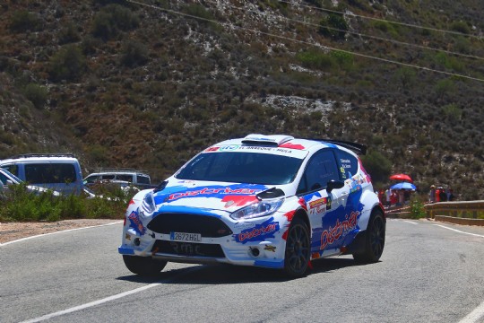 Lezcano impone su Norma