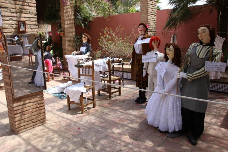 1º premio: Pasajeros al tren