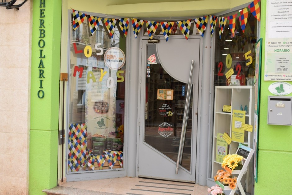 Ganadores del Concurso de Escaparates – Fiestas de Los Mayos 2025