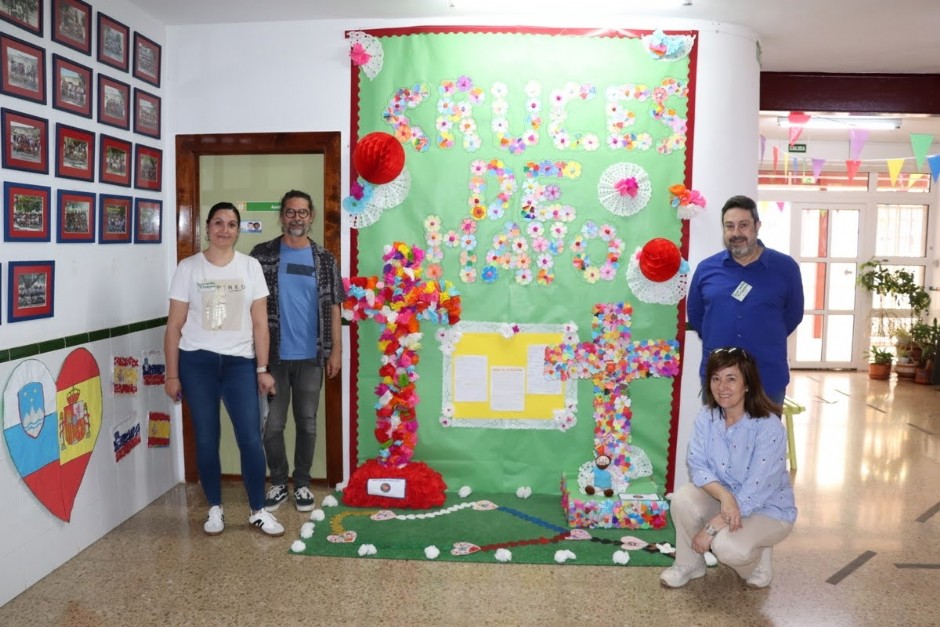 Creatividad y tradición se dan cita en el Concurso de Cruces 2025