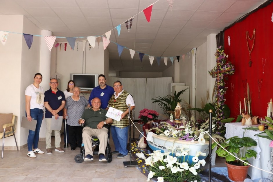 Creatividad y tradición se dan cita en el Concurso de Cruces 2025