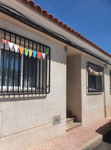 Decoración balcones y ventanas de los vecinos 2020 - 1