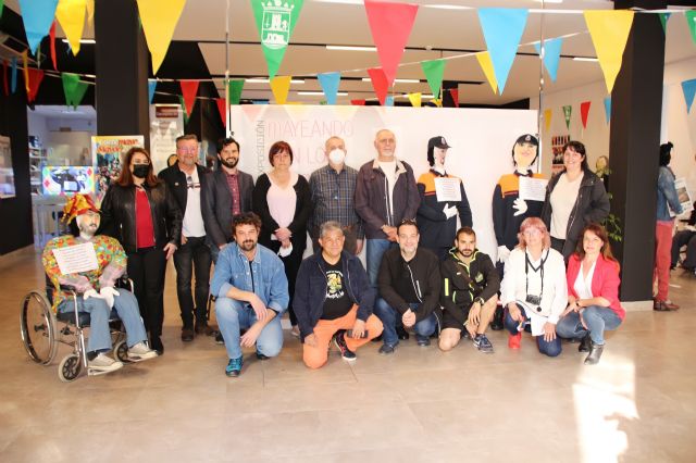 Inauguración de la exposición Mayeando con los Corremayos Mayores en la Casa de la Cultura - 1