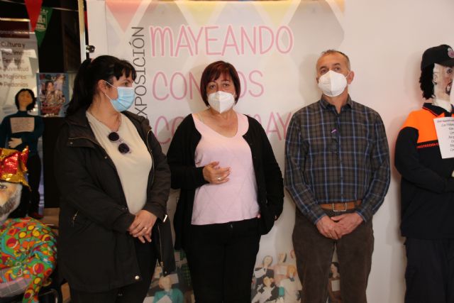 Inauguración de la exposición Mayeando con los Corremayos Mayores en la Casa de la Cultura - 27