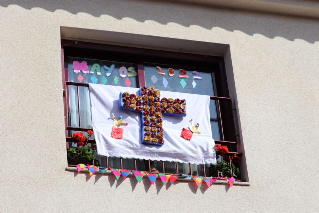 Premios del concurso de decoración de balcones y ventanas Los Mayos 2022 - 3