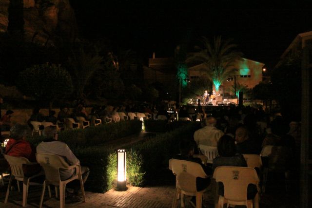 XVII Alhama en Concierto Folk 2017: Hermanos Cubero + Juan José Robles - 12