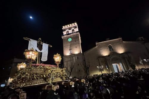 PROCESION VIERNES SANTO NOCHE 2022