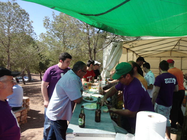 CONVIVENCIA DE HERMANDAD EN LA SANTA AÑO 2014 - 1