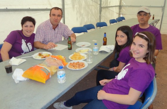 CONVIVENCIA DE HERMANDAD EN LA SANTA AÑO 2014 - 10