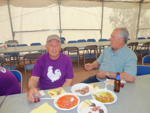 CONVIVENCIA DE HERMANDAD EN LA SANTA AÑO 2014 - 6