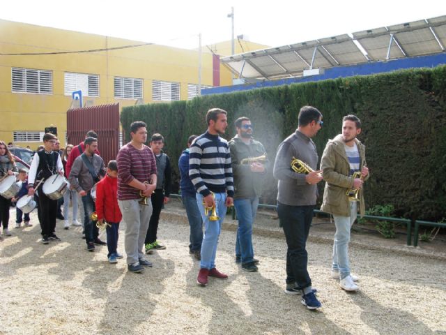 NUESTRA BANDA PARTICIPA EN LA PROCESIÓN DE UNA ESCUELA INFANTIL - 13