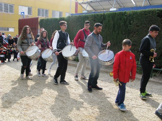 NUESTRA BANDA PARTICIPA EN LA PROCESIÓN DE UNA ESCUELA INFANTIL - 14