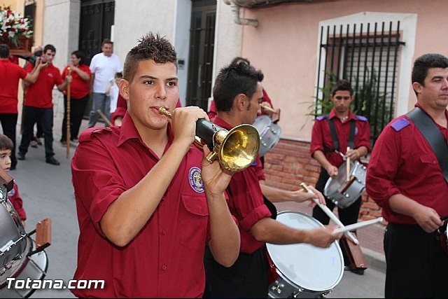 PARTICIPACIÓN DE LA BANDA EN LA PROCESIÓN DE LAS FIESTAS DE 