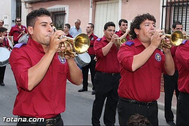 PARTICIPACIÓN DE LA BANDA EN LA PROCESIÓN DE LAS FIESTAS DE 