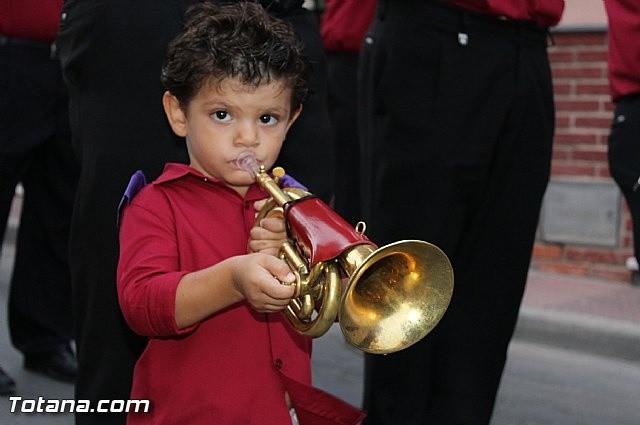 PARTICIPACIÓN DE LA BANDA EN LA PROCESIÓN DE LAS FIESTAS DE 