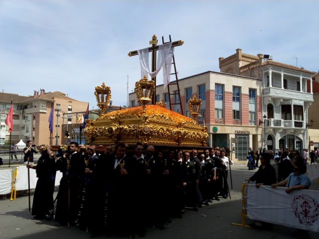 TRASLADO DE LA CRUZ VIERNES SANTO MAÑANA AÑO 2015 - 12