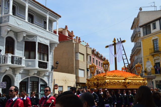 TRASLADO DE LA CRUZ VIERNES SANTO MAÑANA AÑO 2015 - 18