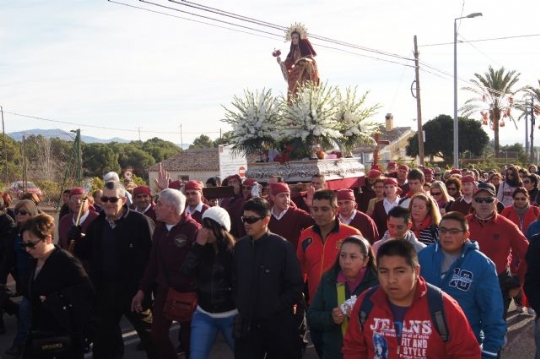 Más de 14.000 personas acompañan a Santa Eulalia, patrona de Totana, en romería en el regreso a su ermita de Sierra Espuña