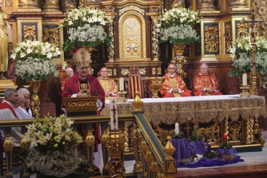 El Obispo de la diócesis de Cartagena preside la santa misa en la jornada de la festividad de la patrona de Totana