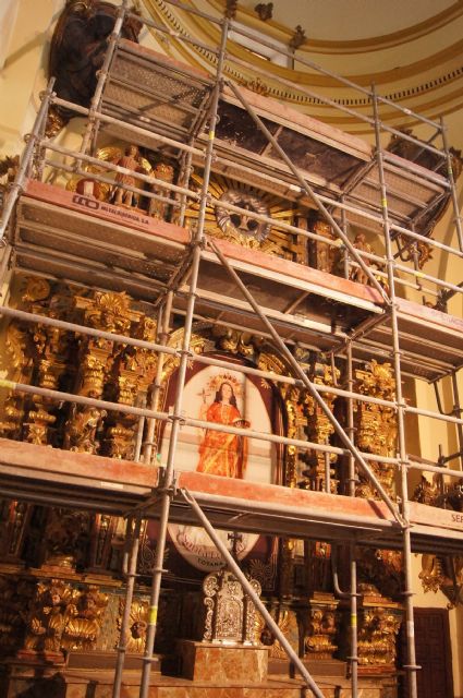 Comienzan las obras de restauración del Retablo Mayor del Santuario de Santa Eulalia