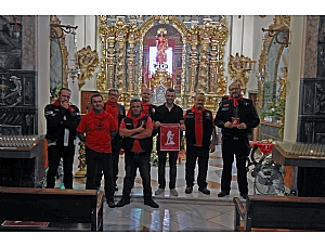 Miembros de Moto Club Custom de Alhama parten en peregrinación a Mérida.
