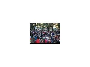  Más de 13.000 personas acompañan a la Patrona de Totana, Santa Eulalia de Mérida, en la tradicional romería de bajada desde su Santuario en Sierra Espuña 
