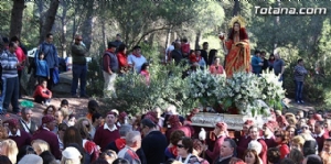 El ayuntamiento iniciará el expediente para declarar la Romería de La Santa como fiesta de Interés Turístico Regional