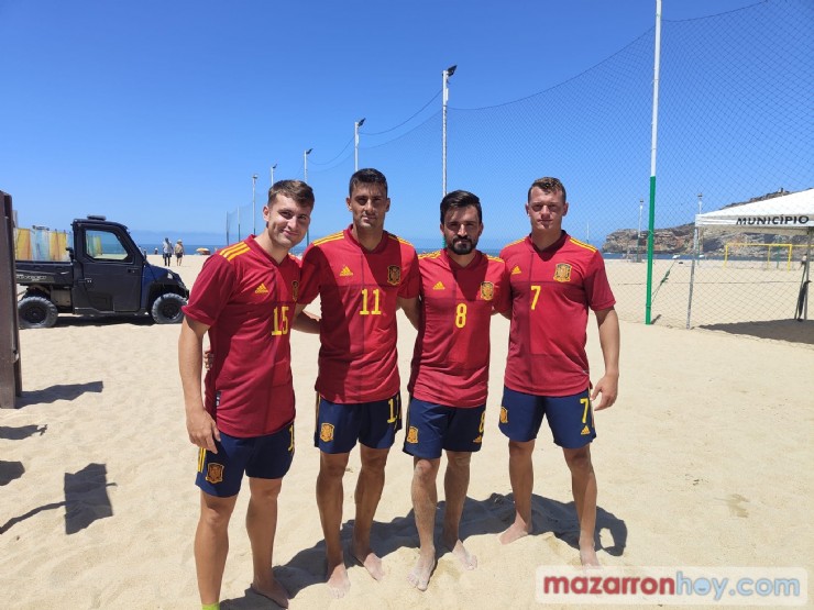 Cuatro mazarroneros convocados con la selección nacional de fútbol playa