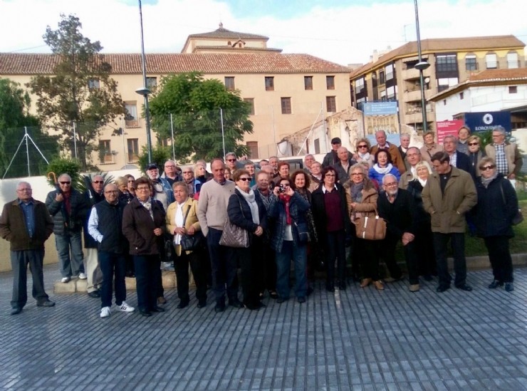 Usuarios del Centro de Día de Mazarrón, viajaron a Lorca, con motivo del taller mensual 'Conoce tú Región'