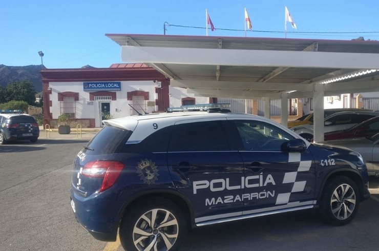 Detenido un varón cuando intentaba acceder a un establecimiento del Puerto de Mazarrón