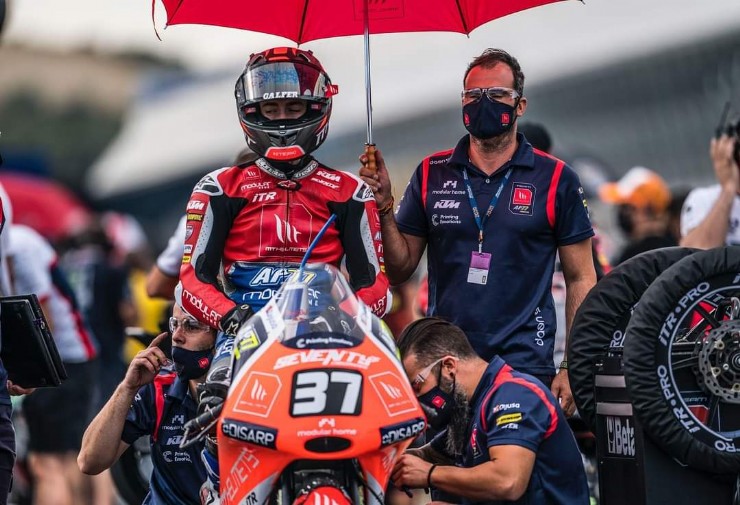Pedro Acosta correrá en Moto3 la próxima temporada
